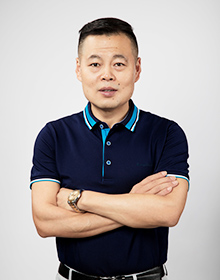 P09 S05 James General Manager