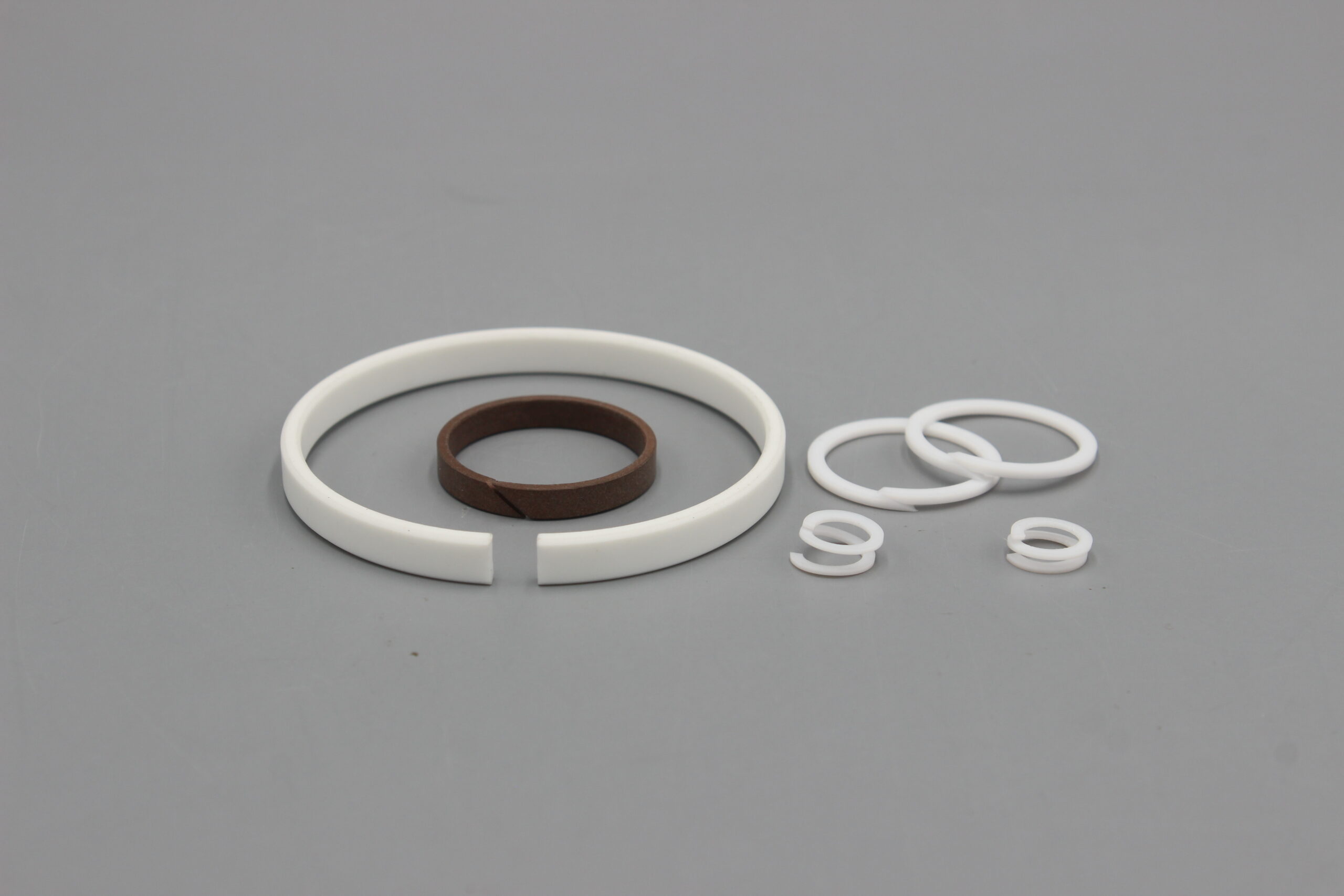 Back-up rings in various sizes